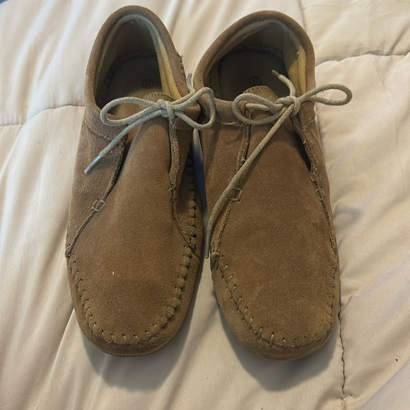 Bear paw moccasin - Picture 1 of 3